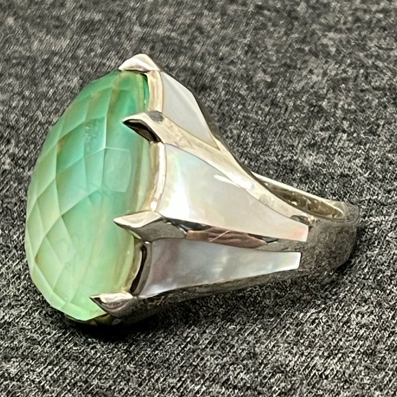 Stephen Webster
Quartz Triplet & Mother of Pearl Cocktail - Picture 10 of 12